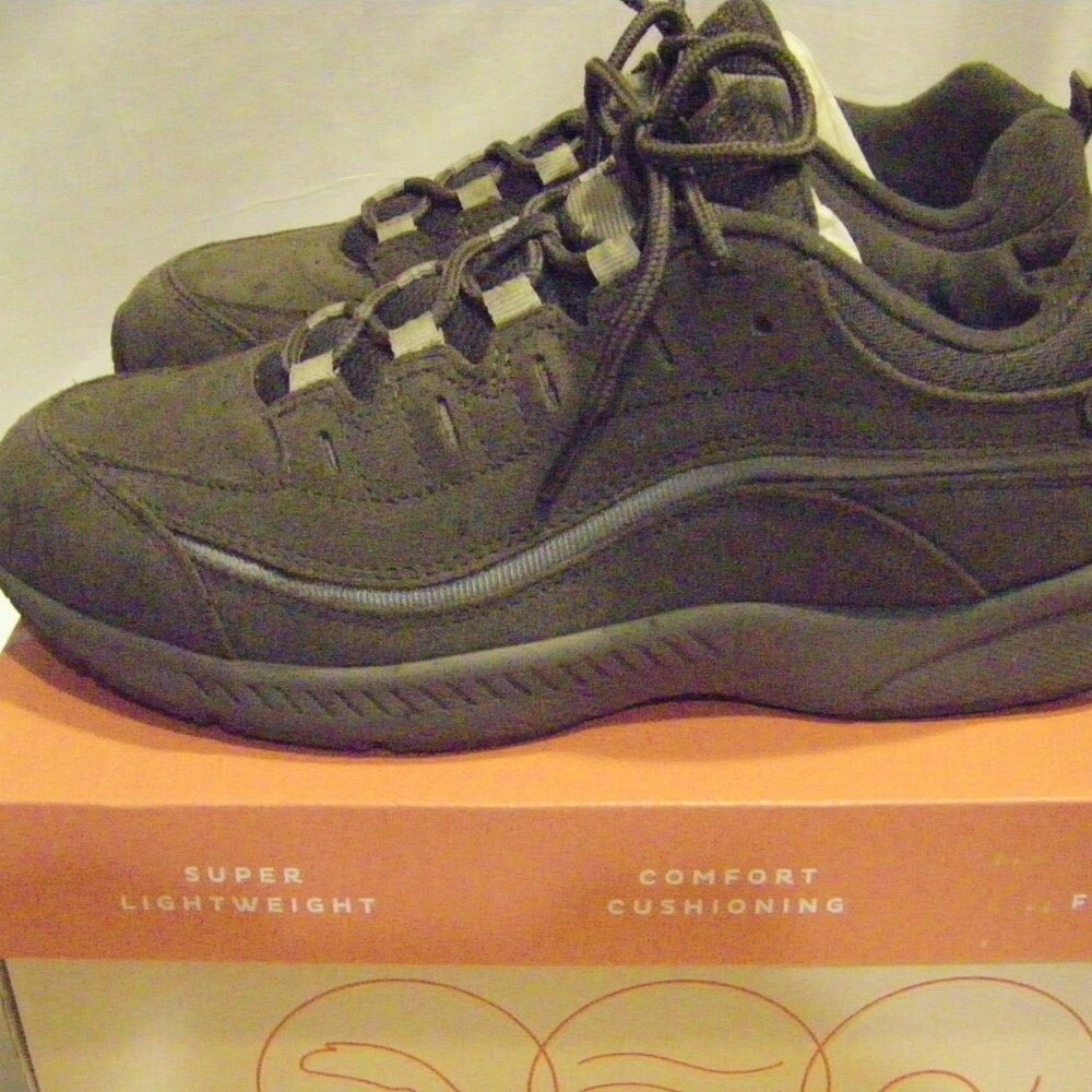 Easy Spirit  Romy Gray Multi Suede w/ New Inserts Women's Size 9WW PRE-LOVED